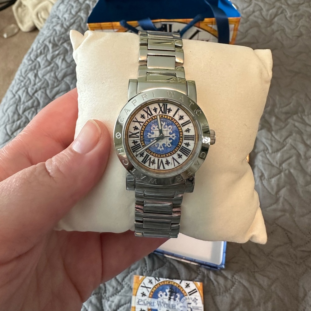 NWOT Capri Watch
